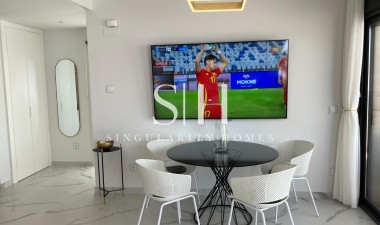 Resale - Bungalow - San Miguel de Salinas - Las Colinas