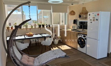 Resale - Bungalow - San Miguel de Salinas - Las Colinas