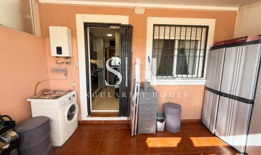 Wiederverkauf - Villa - Torrevieja - El Limonar