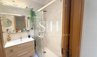 Wiederverkauf - Villa - Torrevieja - El Limonar