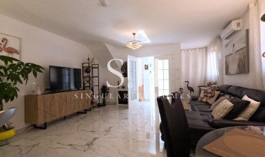 Resale - House - Torrevieja - El Acequión - Los Náufragos