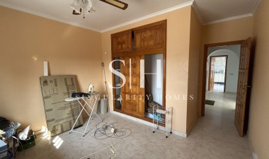 Odsprzedaż - Villa - Ciudad Quesada - Costa Blanca