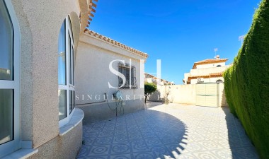 Herverkoop - Villa - Orihuela Costa - Costa Blanca