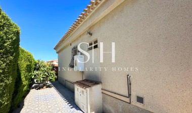 Herverkoop - Villa - Orihuela Costa - Costa Blanca