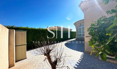 Herverkoop - Villa - Orihuela Costa - Costa Blanca