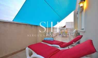 Odsprzedaż - Mieszkanie w bloku - Torrevieja - Playa del Cura