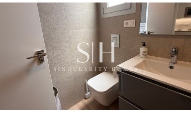 Odsprzedaż - Mieszkanie w bloku - Villamartin