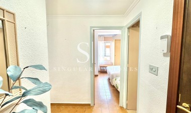 Resale - Apartment / flat - Torrevieja - Centro
