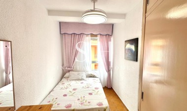 Resale - Apartment / flat - Torrevieja - Centro