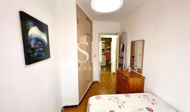 Resale - Apartment / flat - Torrevieja - Centro