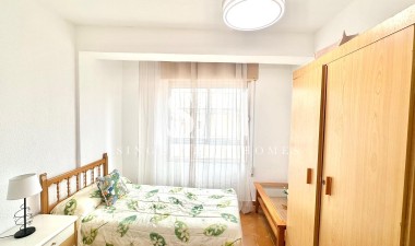Resale - Apartment / flat - Torrevieja - Centro