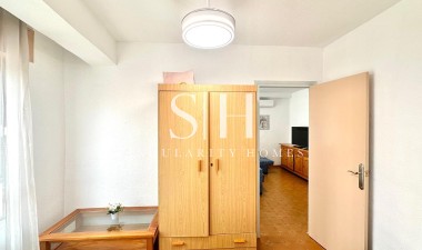 Resale - Apartment / flat - Torrevieja - Centro