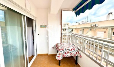 Resale - Apartment / flat - Torrevieja - Centro