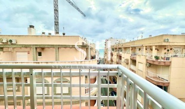 Resale - Apartment / flat - Torrevieja - Centro