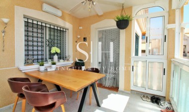 Resale - Villa - Villamartin