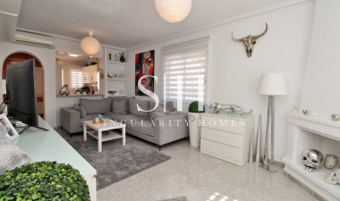 Resale - Villa - Villamartin