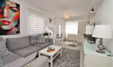 Resale - Villa - Villamartin