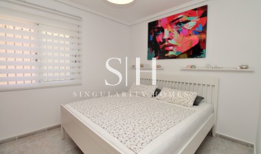 Resale - Villa - Villamartin