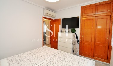 Resale - Villa - Villamartin