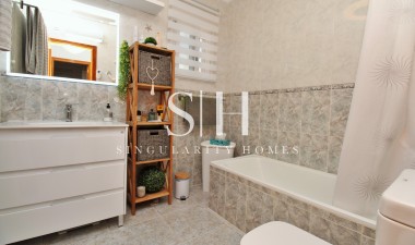 Resale - Villa - Villamartin