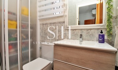 Resale - Villa - Villamartin