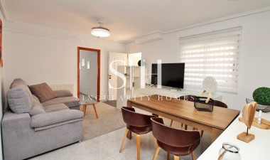 Resale - Villa - Villamartin