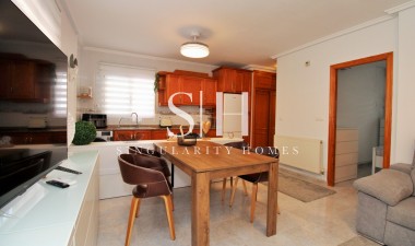 Resale - Villa - Villamartin