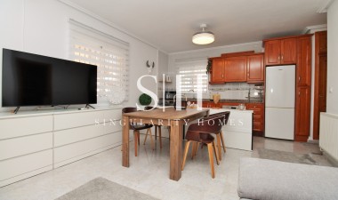 Resale - Villa - Villamartin