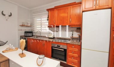 Resale - Villa - Villamartin