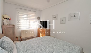 Resale - Villa - Villamartin