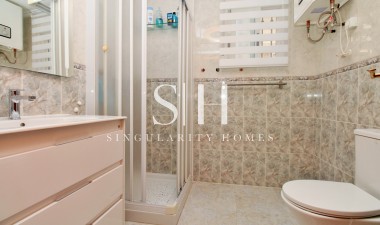 Resale - Villa - Villamartin