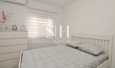 Resale - Villa - Villamartin