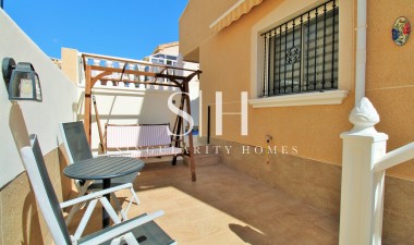 Resale - Villa - Villamartin