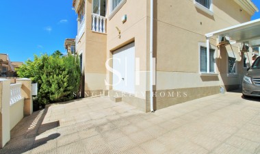 Resale - Villa - Villamartin