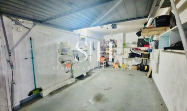 Перепродажа - Квартира / квартира - Torrevieja - Punta prima