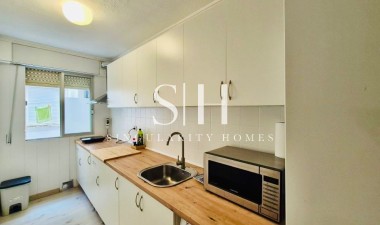 Перепродажа - Квартира / квартира - Torrevieja - Punta prima