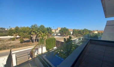 Odsprzedaż - Villa - Orihuela Costa - Las Filipinas