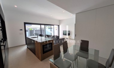 Återförsäljning - Bungalow - Pilar de la Horadada - Costa Blanca