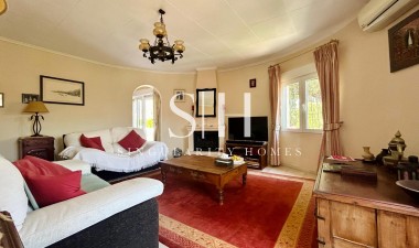 Перепродажа - Villa - El Chaparral - Inland