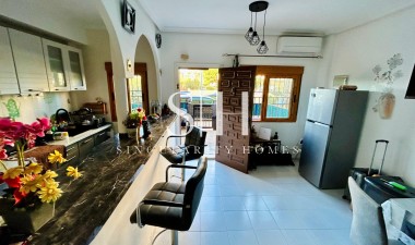 Resale - House - Torrevieja - Costa Blanca