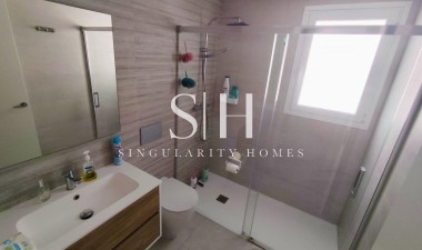 Resale - House - Torrevieja - aguas nuevas