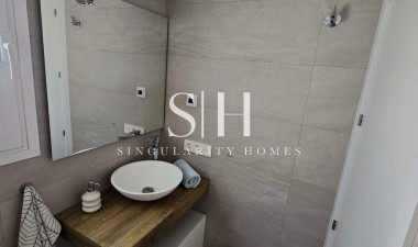 Resale - House - Torrevieja - aguas nuevas