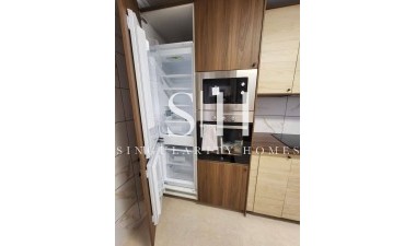 Перепродажа - Casa - San Miguel de Salinas - Ciudad de las comunicaciones