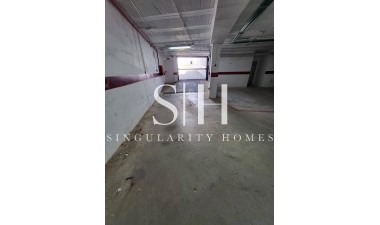 Перепродажа - Casa - San Miguel de Salinas - Ciudad de las comunicaciones