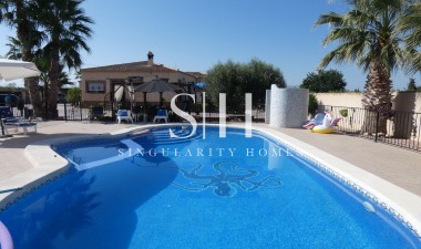 Odsprzedaż - Villa - Rafal