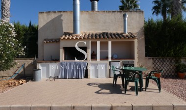 Odsprzedaż - Villa - Rafal