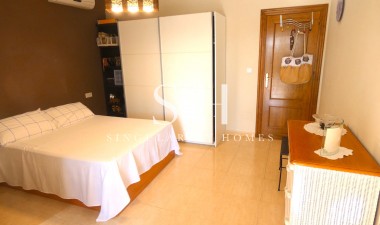 Odsprzedaż - Villa - Rafal