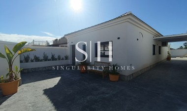 Odsprzedaż - Villa - Torrevieja - El Chaparral