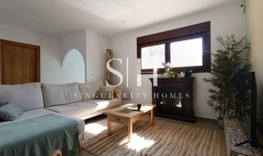 Odsprzedaż - Villa - Pinar de Campoverde