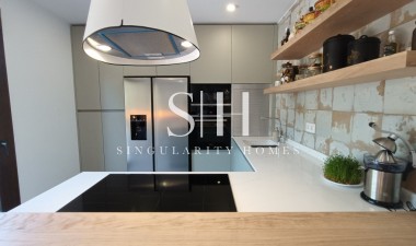 Odsprzedaż - Villa - Pinar de Campoverde